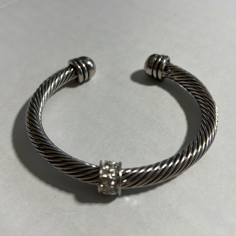 STERLING SILVER || Twist Rope Open Clasp Bracelet.